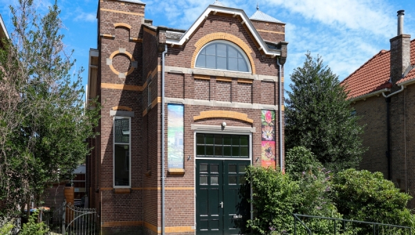 Een blik op de hemel in de Doopsgezinde kerk